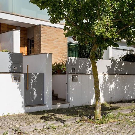 Апартаменты Joivy Sleek House Balcony & 2 Terraces In Porto Мая Экстерьер фото
