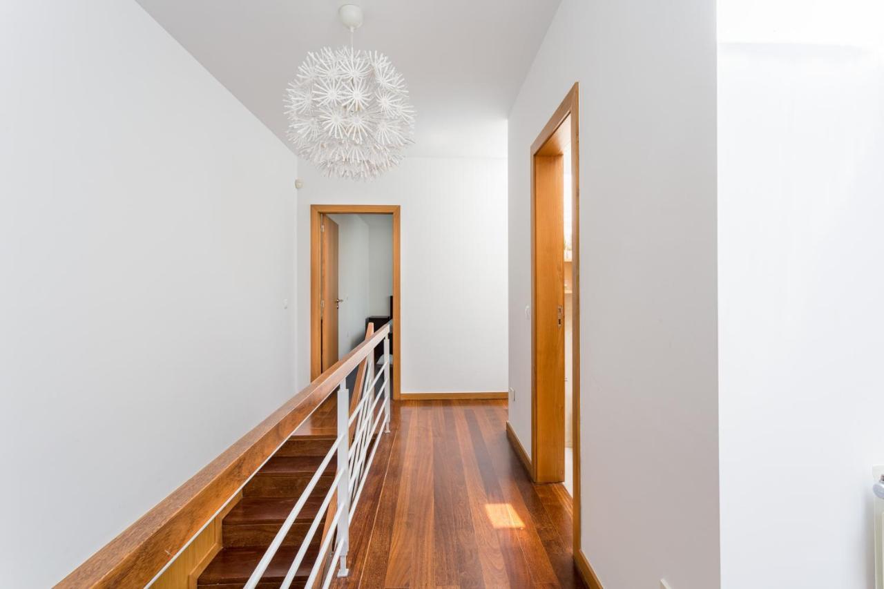 Апартаменты Joivy Sleek House Balcony & 2 Terraces In Porto Мая Экстерьер фото