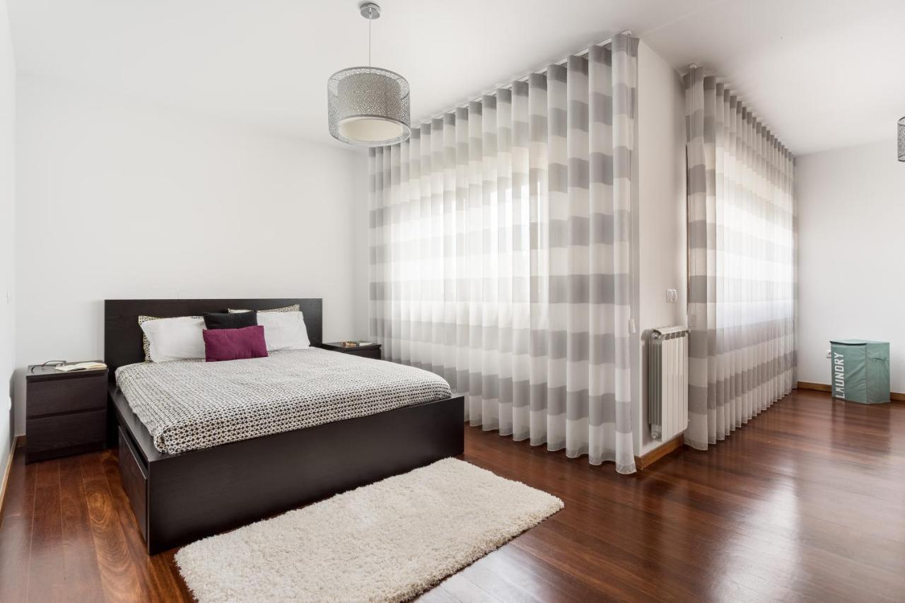Апартаменты Joivy Sleek House Balcony & 2 Terraces In Porto Мая Экстерьер фото