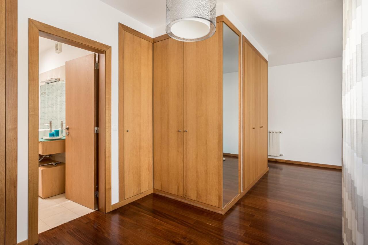 Апартаменты Joivy Sleek House Balcony & 2 Terraces In Porto Мая Экстерьер фото