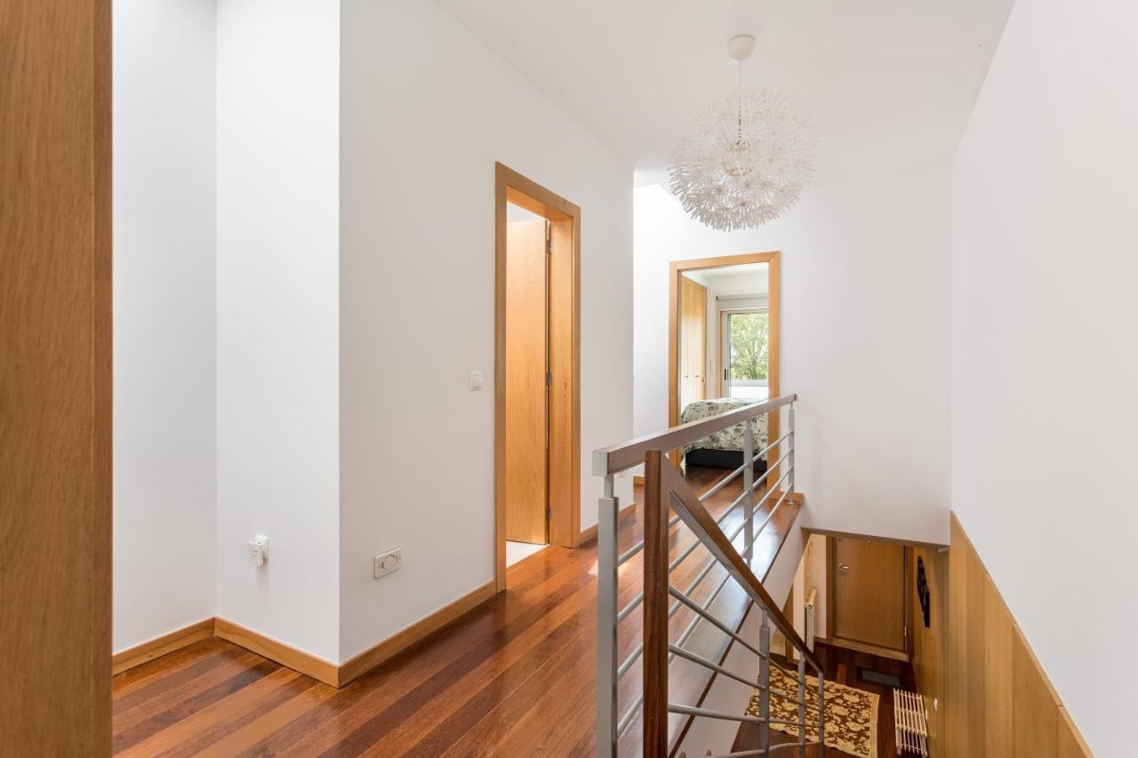 Апартаменты Joivy Sleek House Balcony & 2 Terraces In Porto Мая Экстерьер фото
