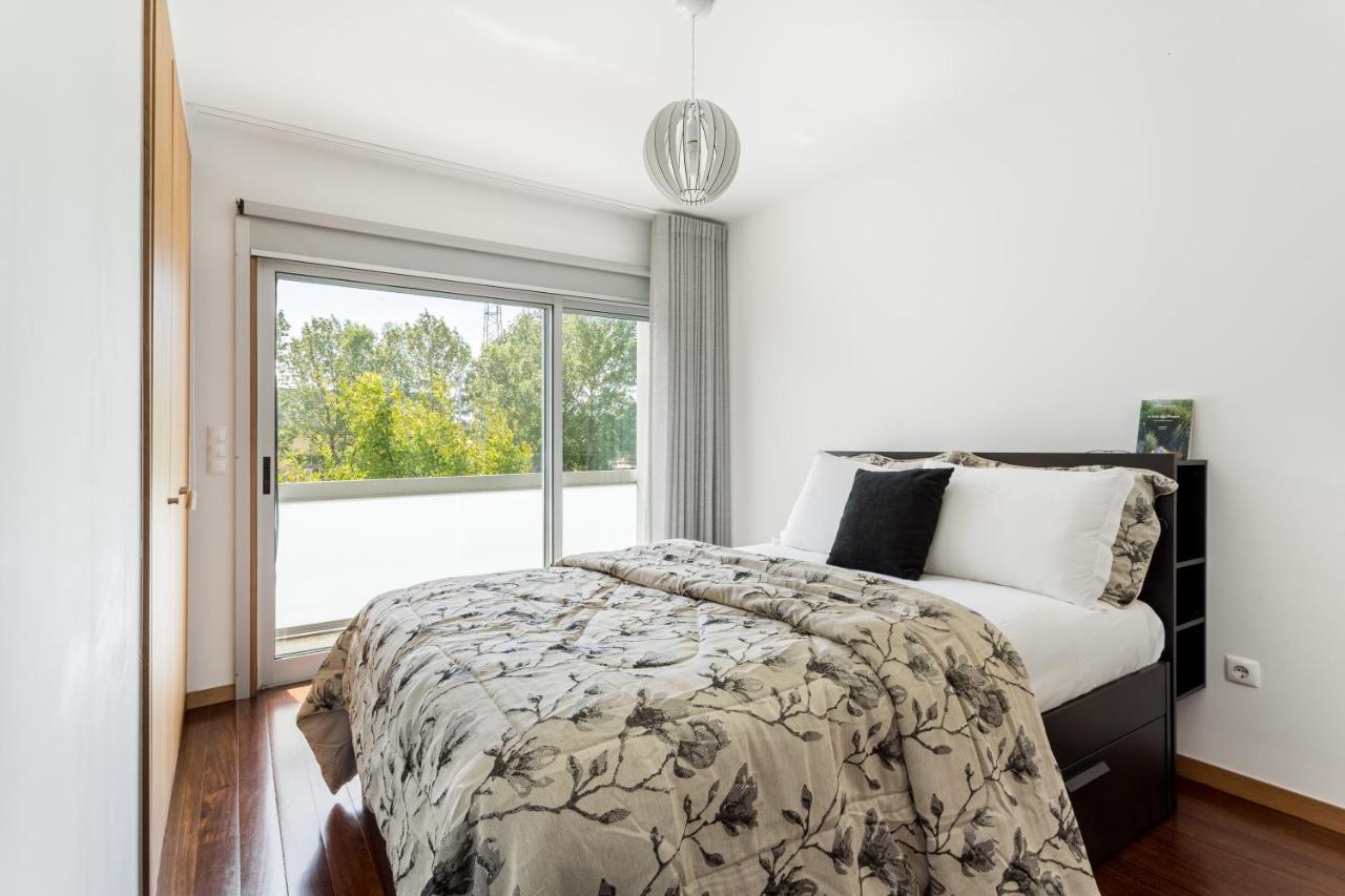 Апартаменты Joivy Sleek House Balcony & 2 Terraces In Porto Мая Экстерьер фото