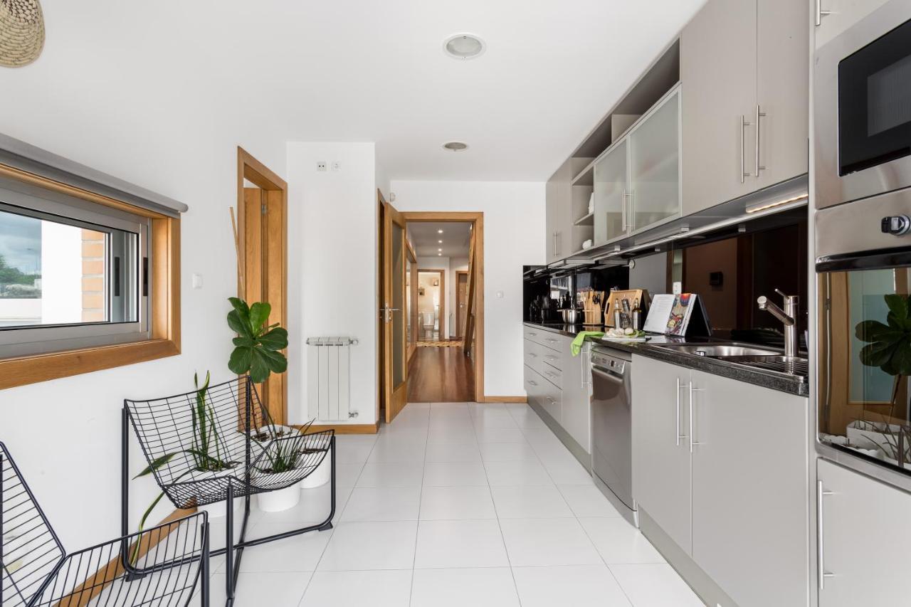 Апартаменты Joivy Sleek House Balcony & 2 Terraces In Porto Мая Экстерьер фото
