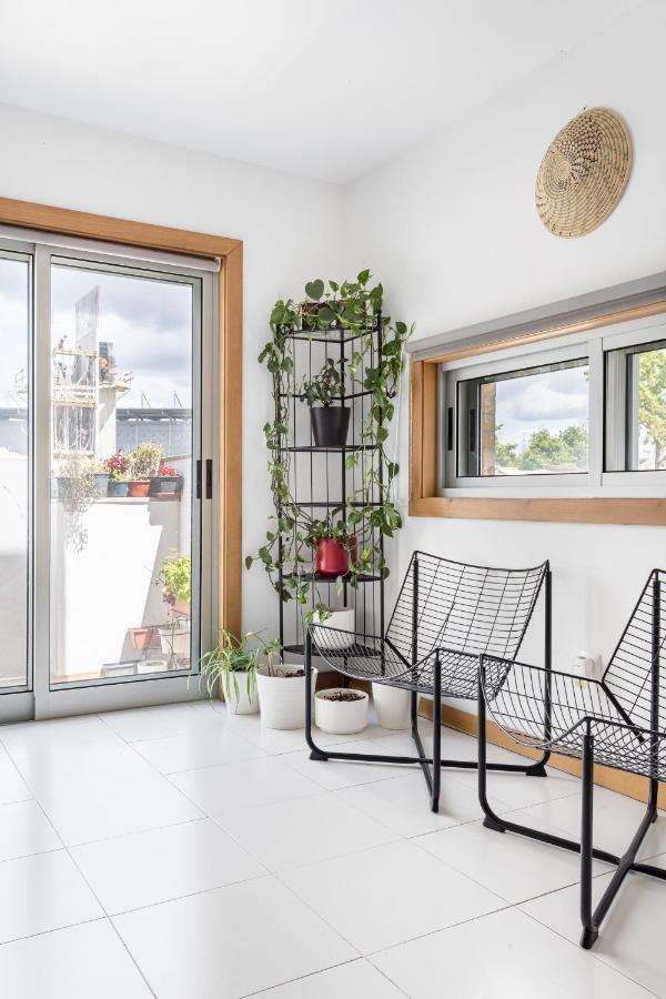 Апартаменты Joivy Sleek House Balcony & 2 Terraces In Porto Мая Экстерьер фото